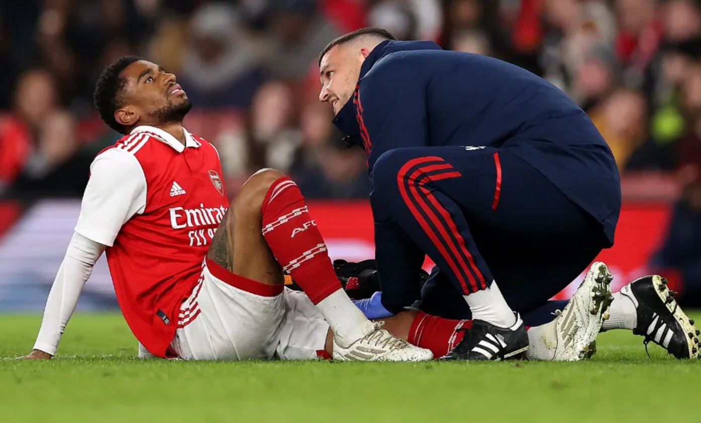 Arsenal vua nhan tin khong vui cua Reiss Nelson